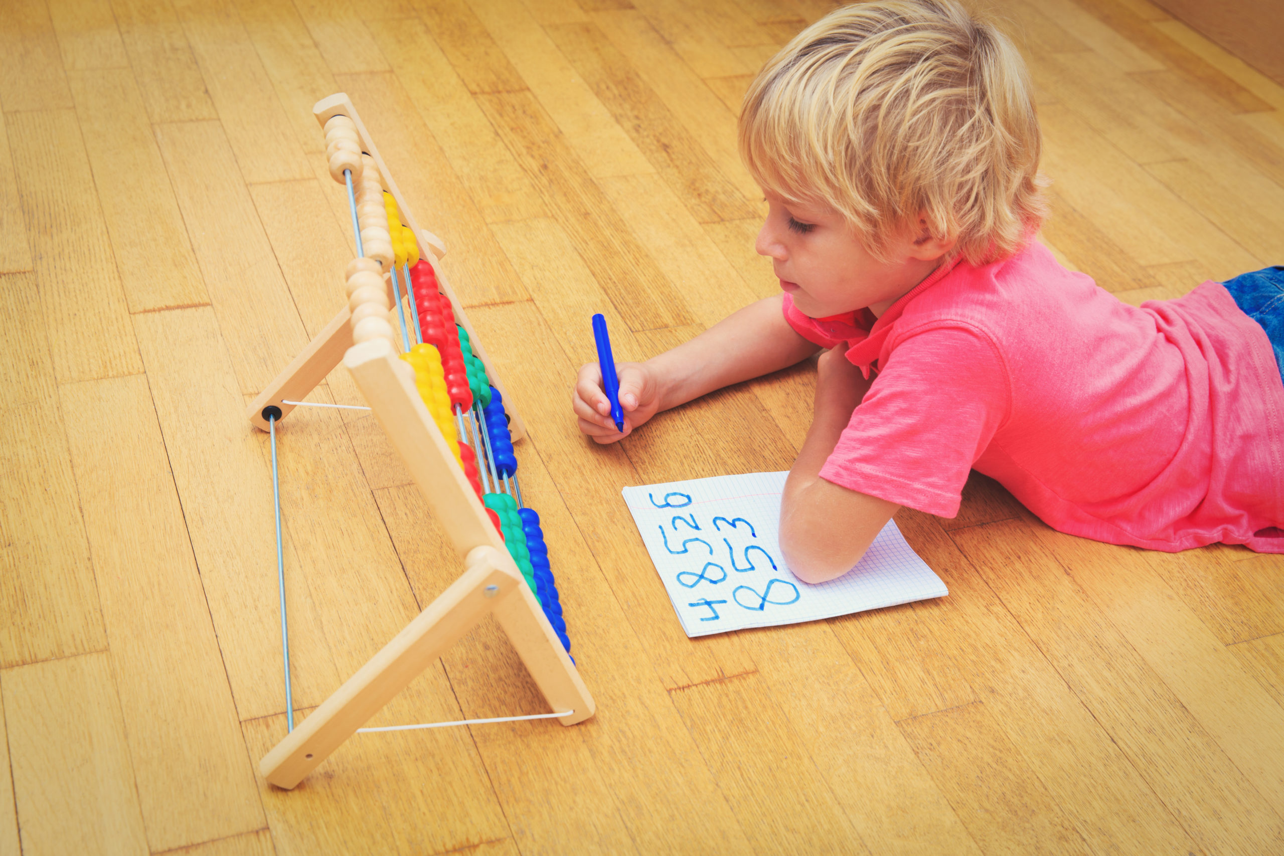 Lecture : comment aider mon enfant à bien démarrer ?