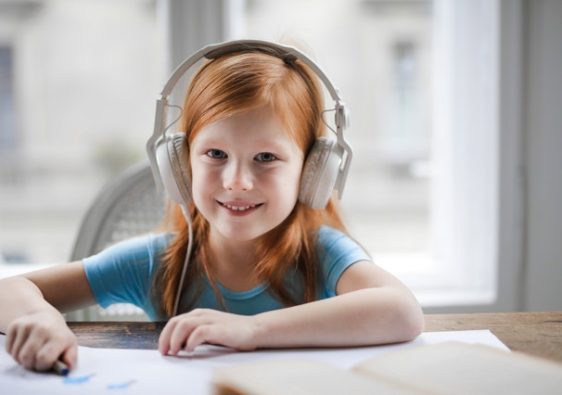 6 podcasts pour les enfants de 9 à 12 ans